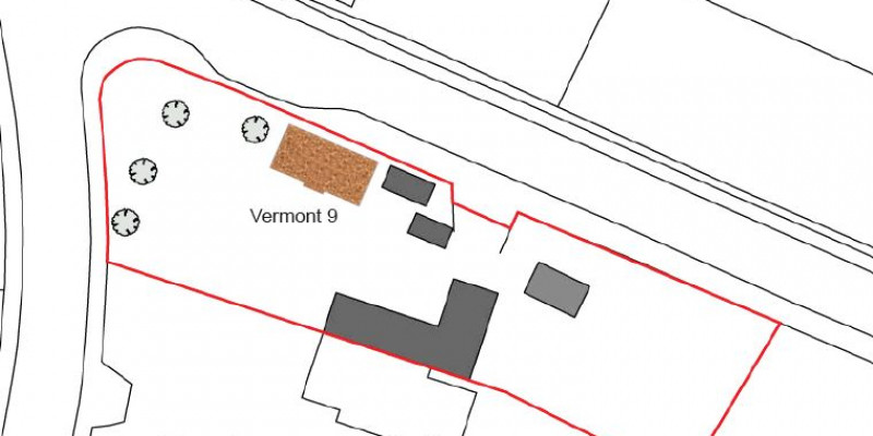 Planning appeal allowed for timber annex in Berkshire.